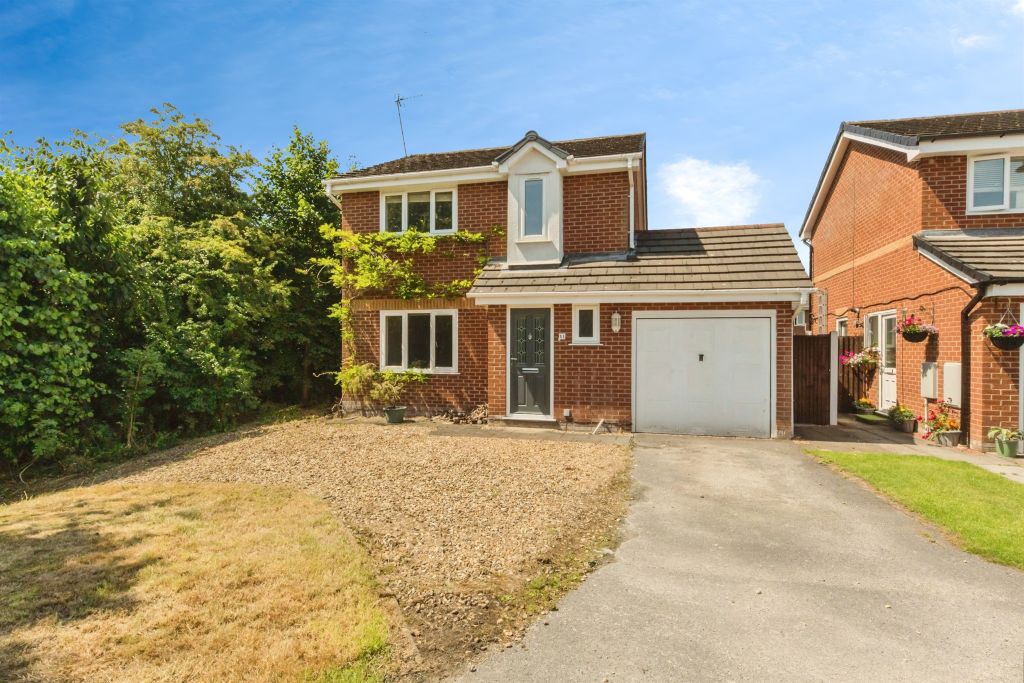 Property photo 1 of 17