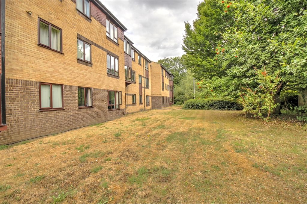 Property photo 1 of 9