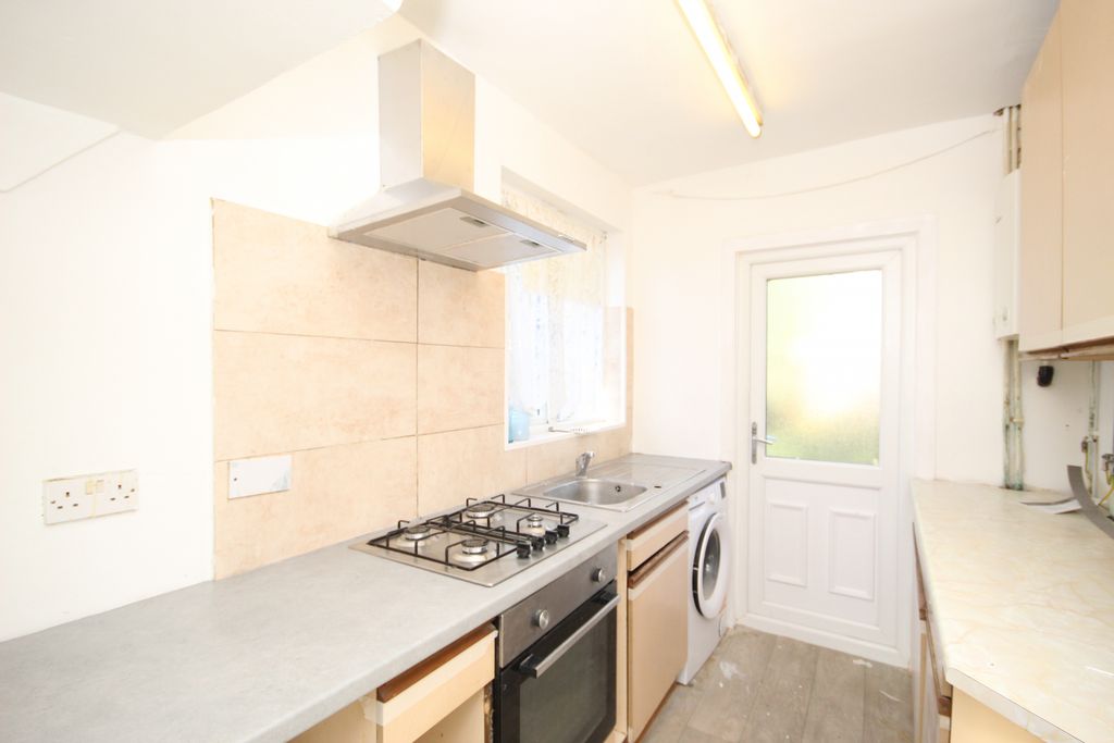 Property photo 2 of 12 Gallery