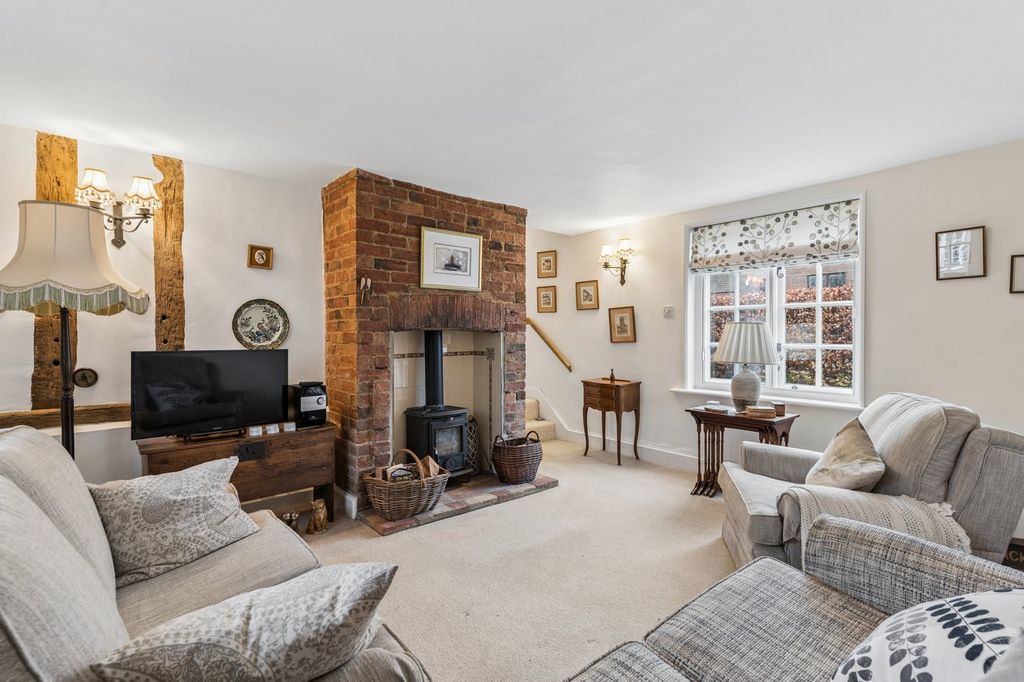 Property photo 2 of 26