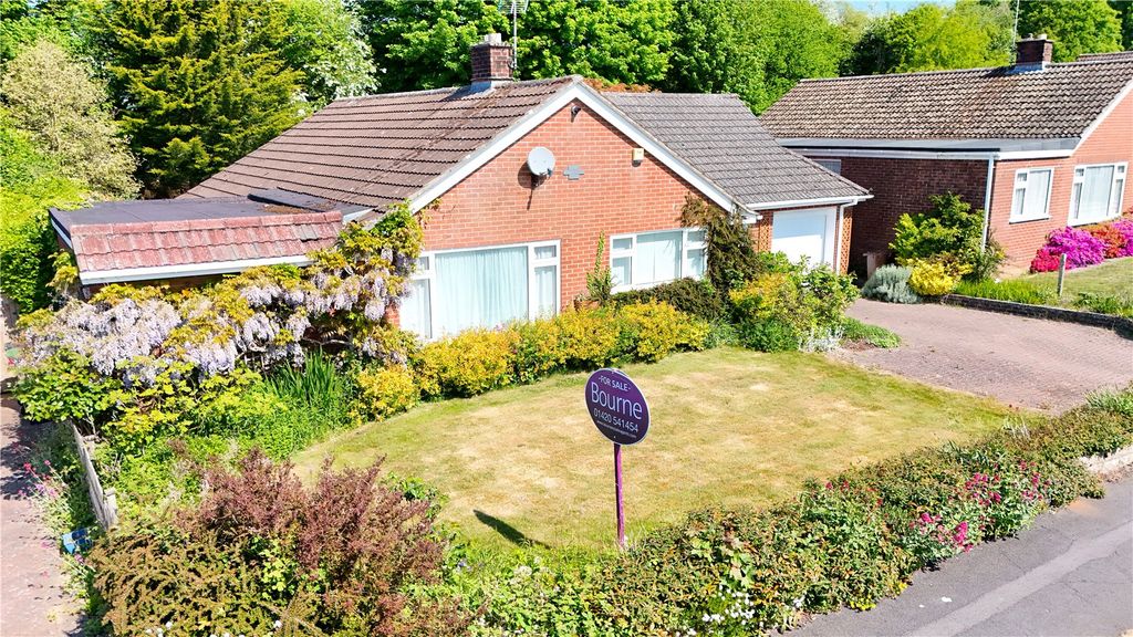 Property photo 2 of 21 Picture No. 32