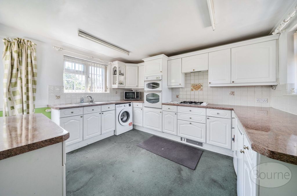 Property photo 3 of 16 78F79Edb-8474-47c...