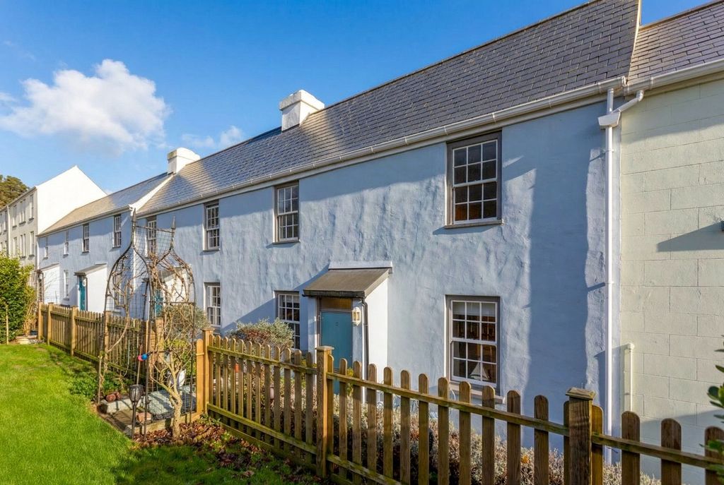 Property photo 1 of 26