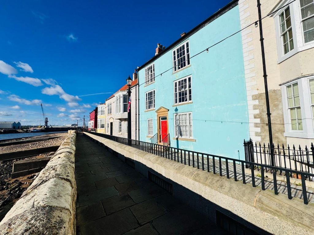 Property photo 2 of 41 Front