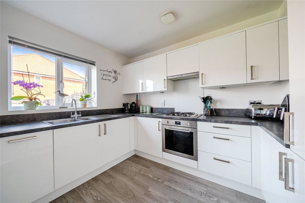 Property photo 2 of 16 Picture No. 06