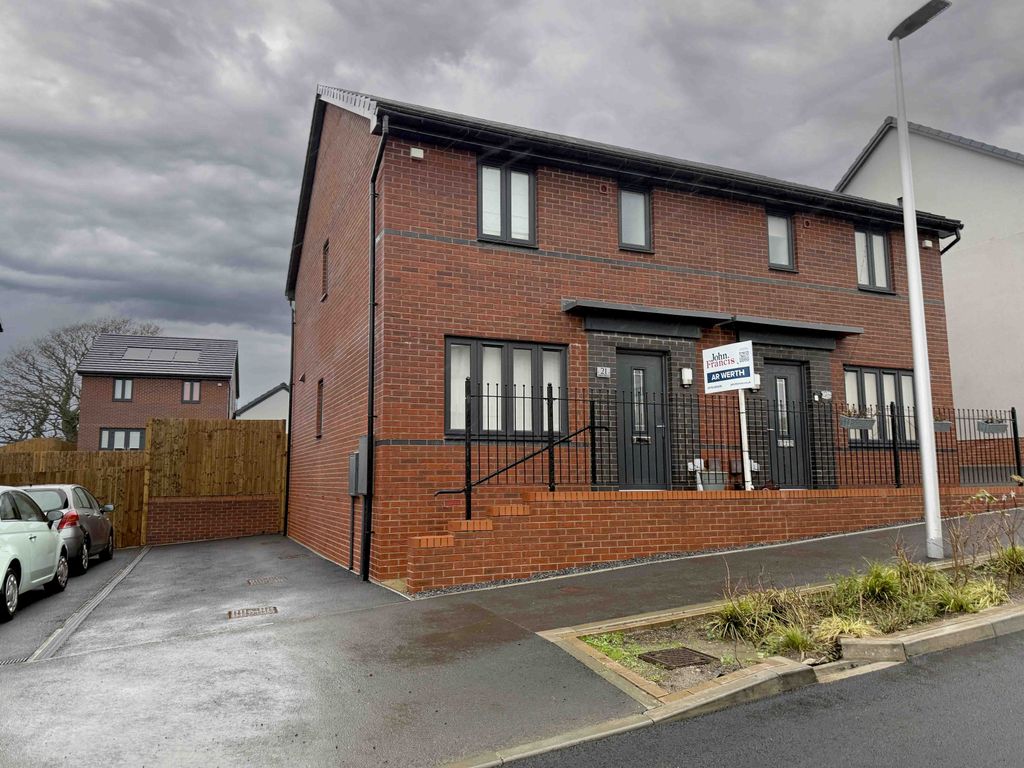 Property photo 1 of 12 3 Bedroom Semi Detached For Rent On Fern Drive, Penllergaer