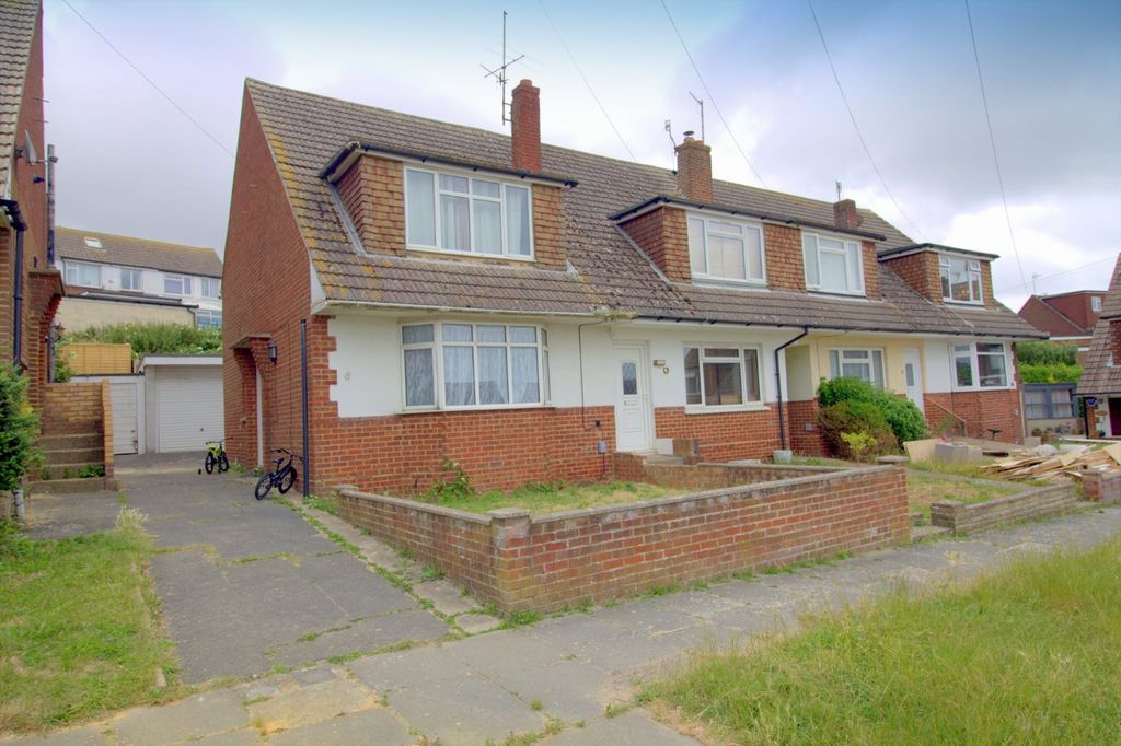 Property photo 1 of 10 Front