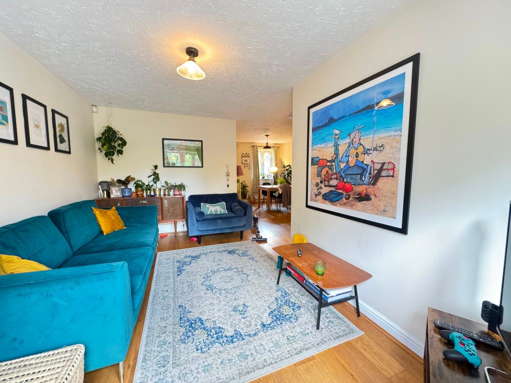 Property photo 3 of 11
