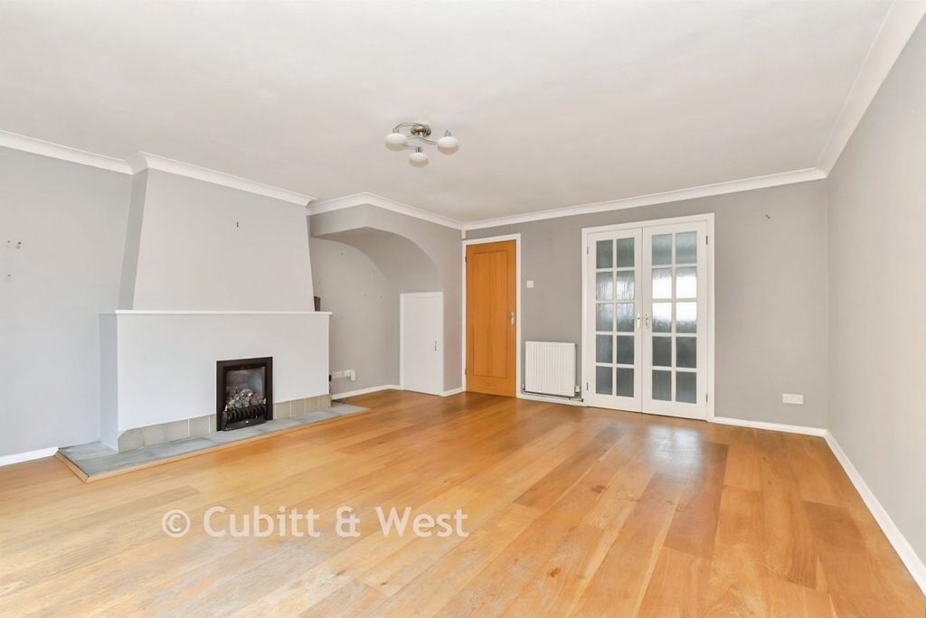 Property photo 3 of 14 Aaf9Fd24-8