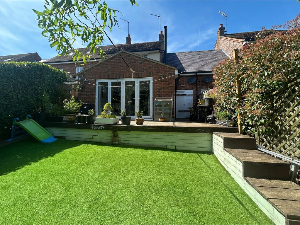 Property photo 2 of 23