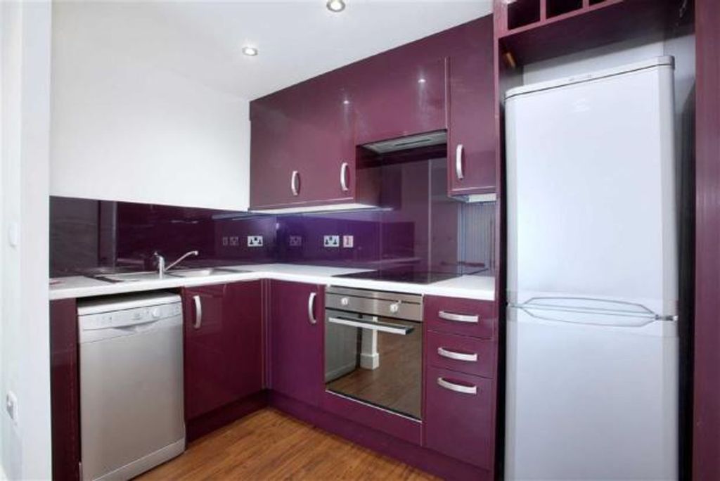 Property photo 2 of 8