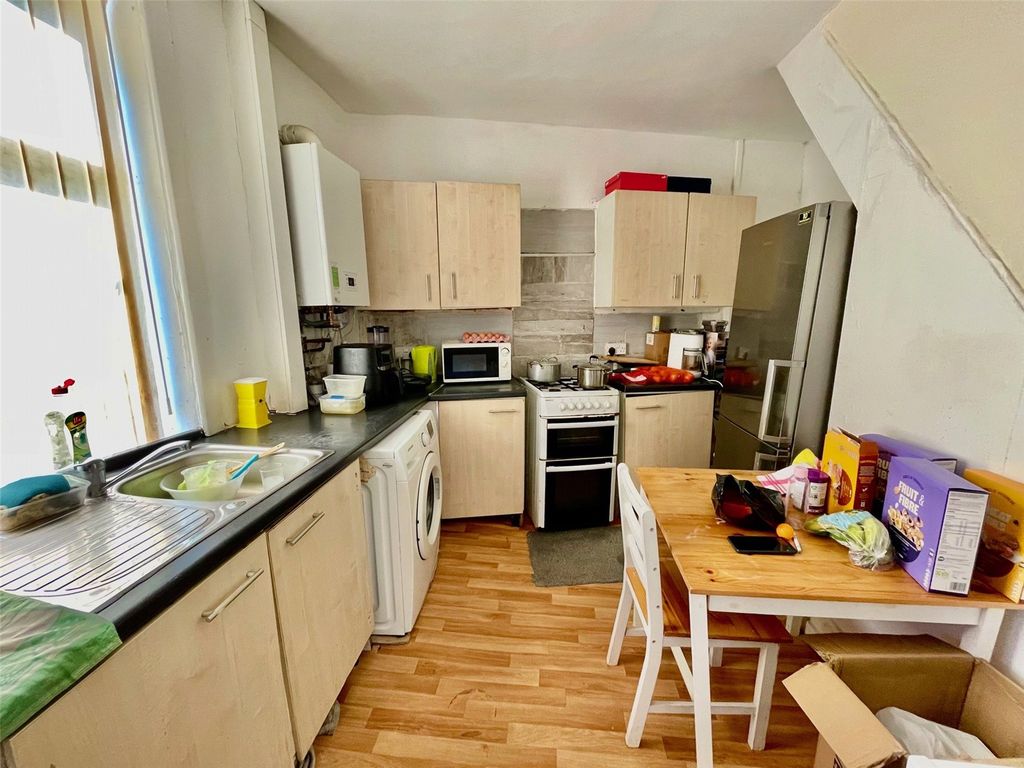 Property photo 3 of 9 Picture No. 06