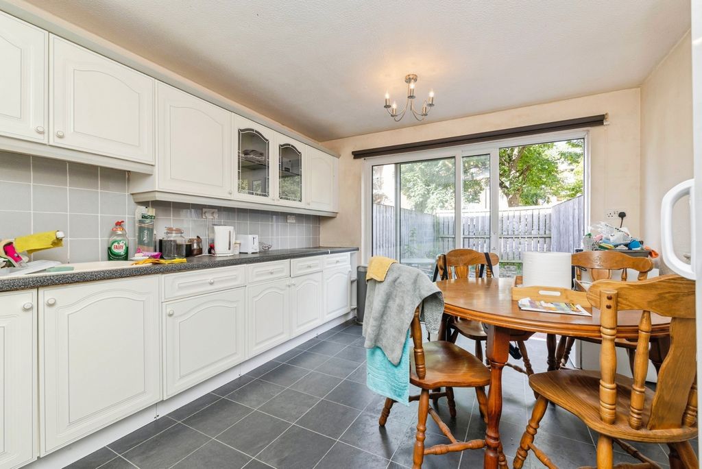 Property photo 2 of 18 Pbox-Img.Jpg