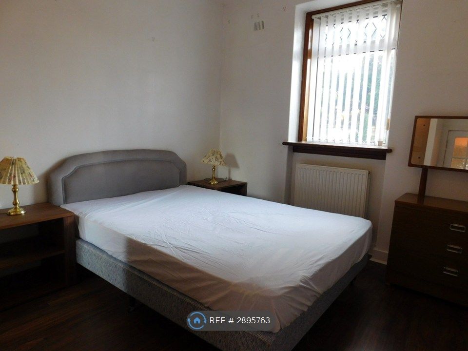 Property photo 2 of 13 Bedroom 2