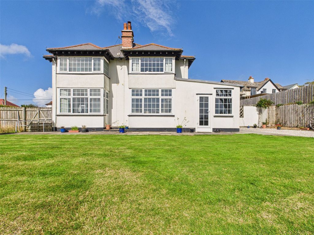 Property photo 1 of 17 Picture No. 12