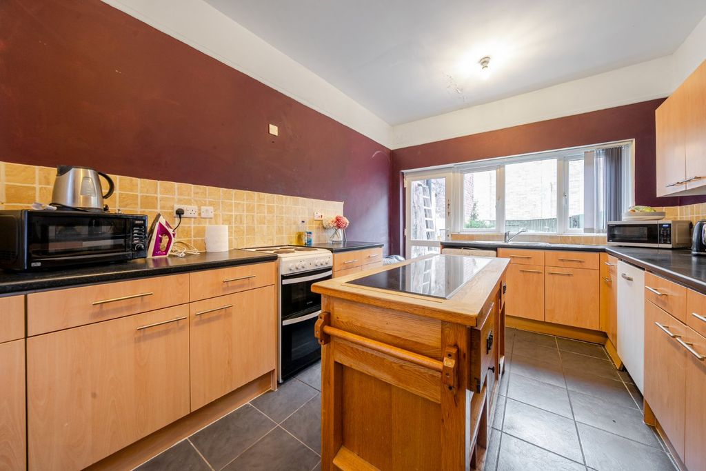 Property photo 3 of 12 Picture No. 03