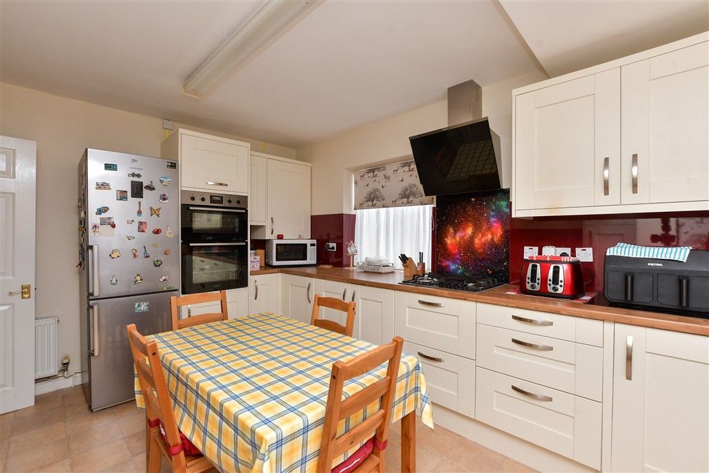 Property photo 2 of 13 Kitchen/Diner