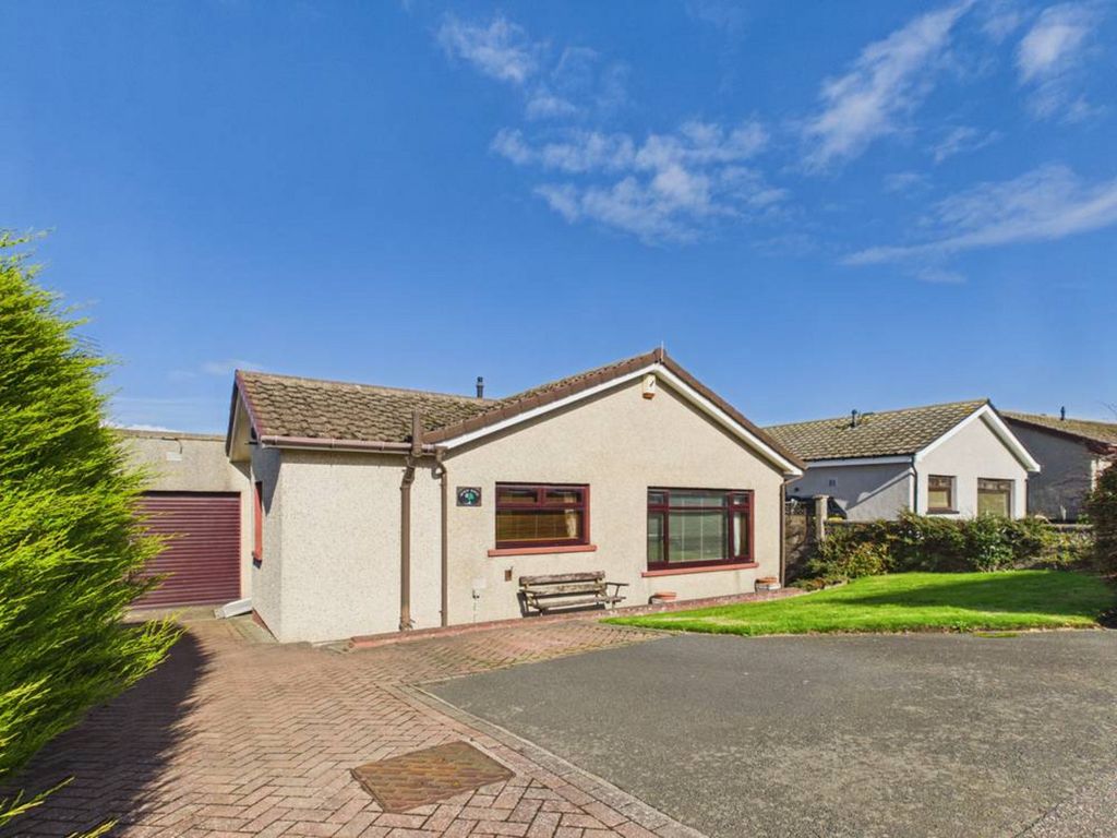 Property photo 1 of 33
