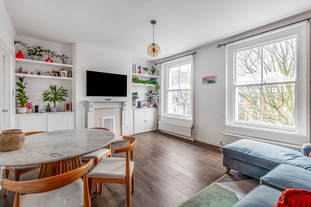 Property photo 1 of 14 Picture No. 05