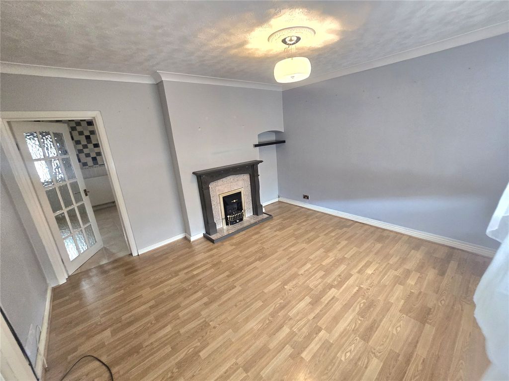 Property photo 2 of 12 Picture No. 05