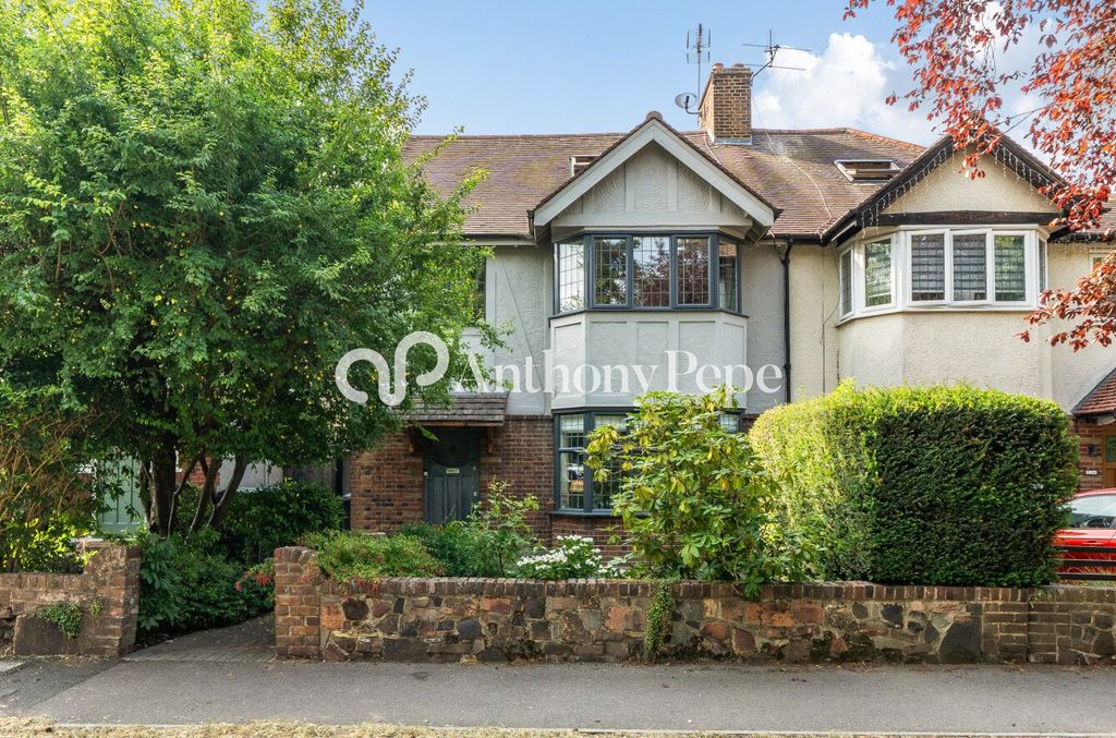Property photo 1 of 19 Picture No. 07