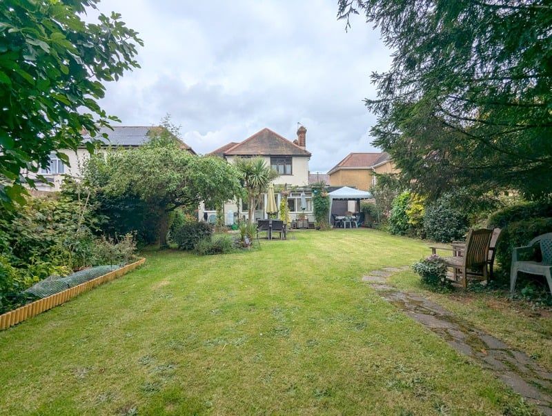 Property photo 2 of 19