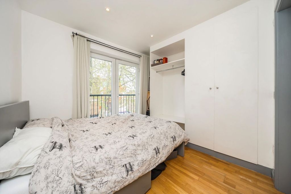 Property photo 3 of 4