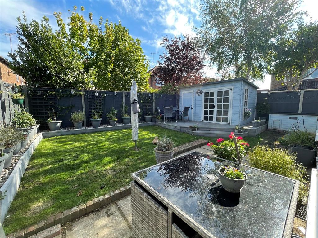 Property photo 2 of 18 Rear Garden