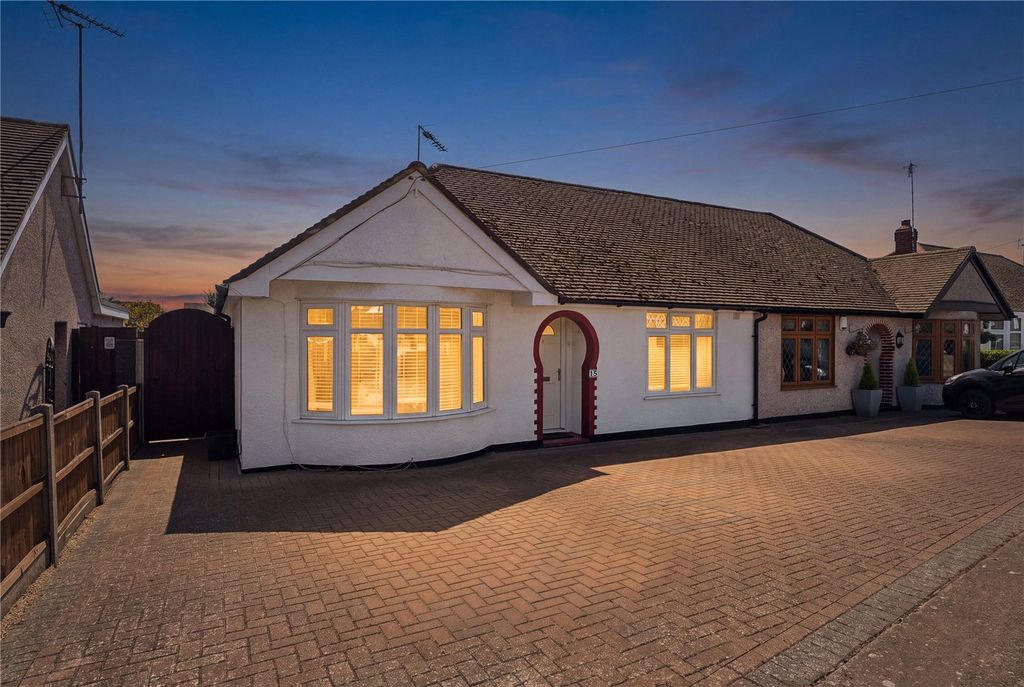 Property photo 1 of 14 Twilight Shot