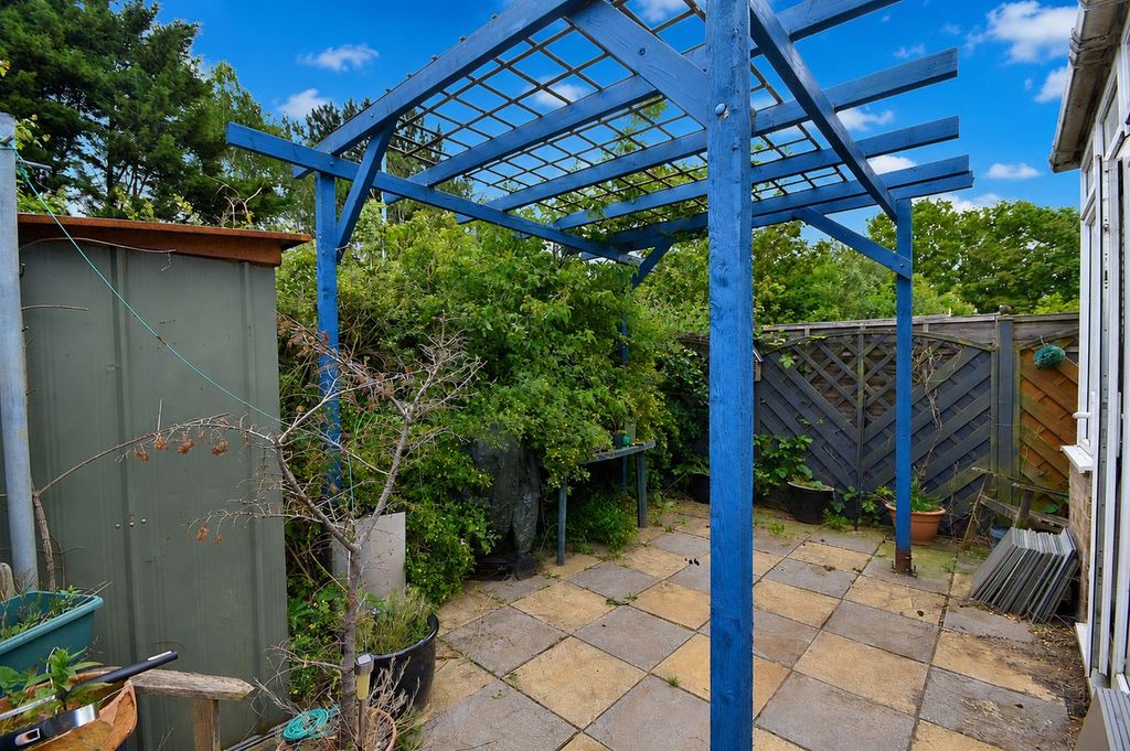 Property photo 3 of 4