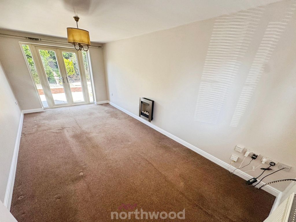 Property photo 3 of 21