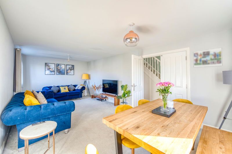 Property photo 2 of 32 Photo 9