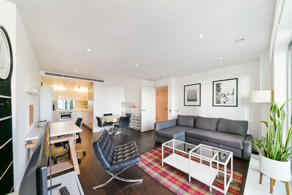 Property photo 3 of 12 Living Area