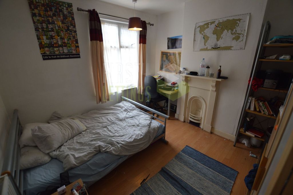 Property photo 2 of 7 Bedroom