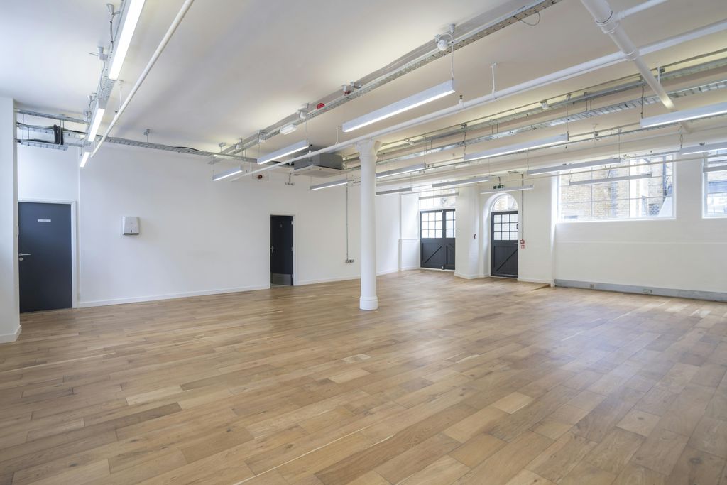 Property photo 1 of 16 Ground Floor