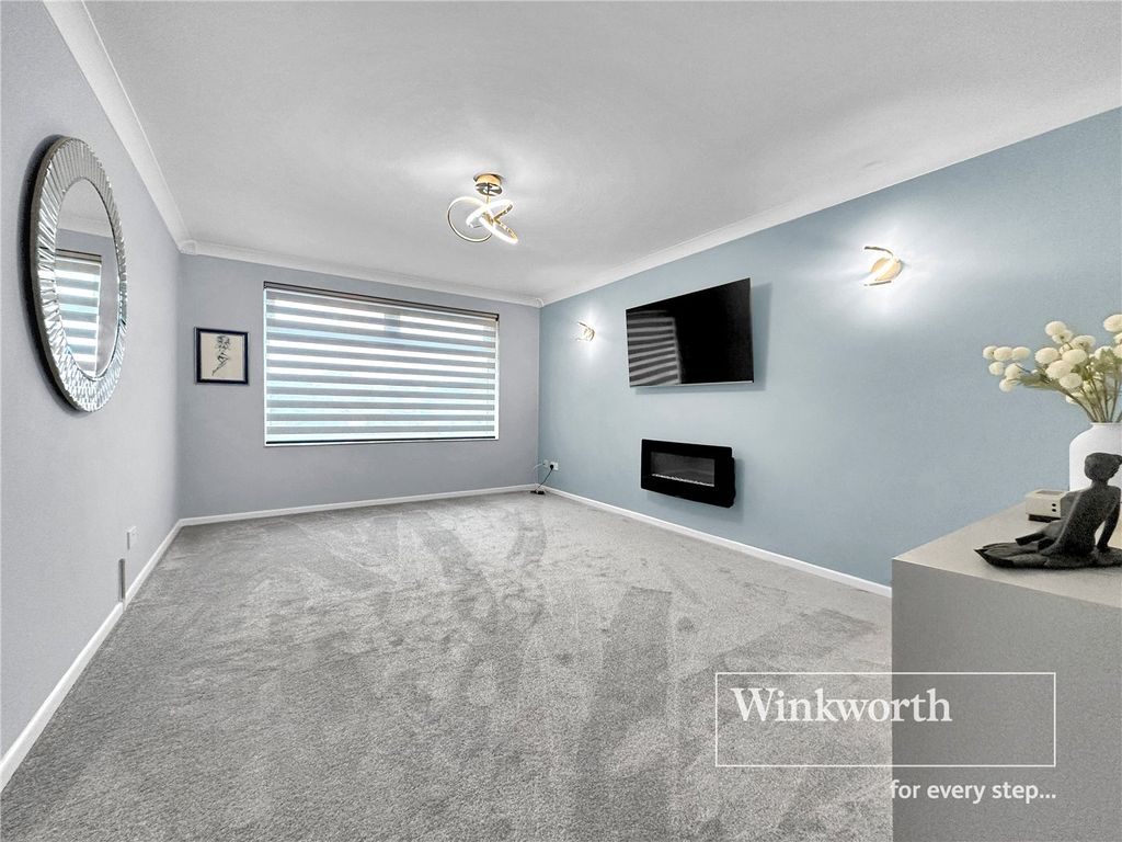 Property photo 2 of 13 Picture No. 16