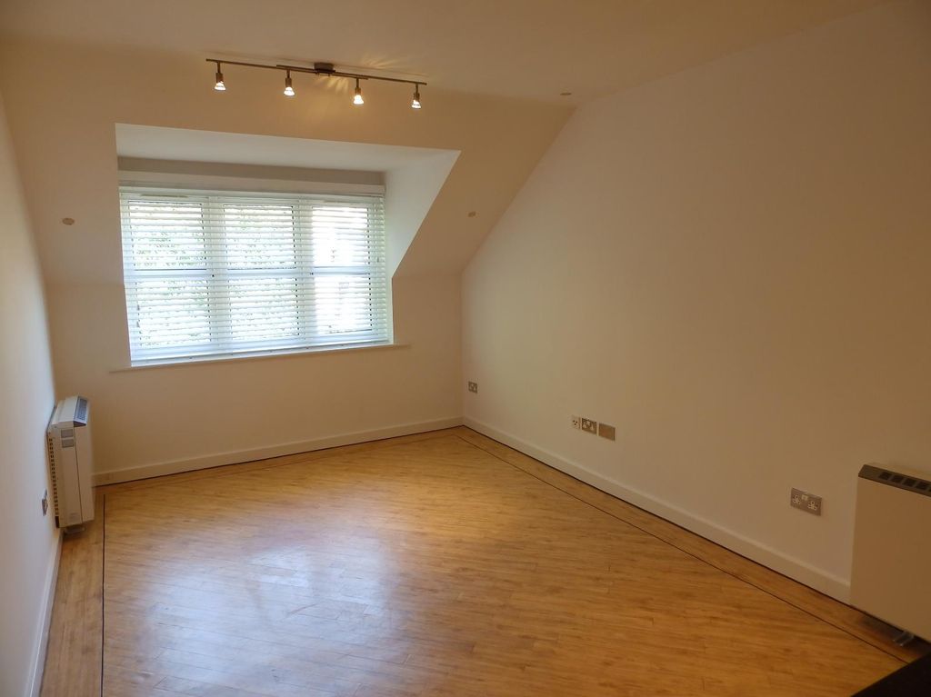 Property photo 3 of 6 0 General