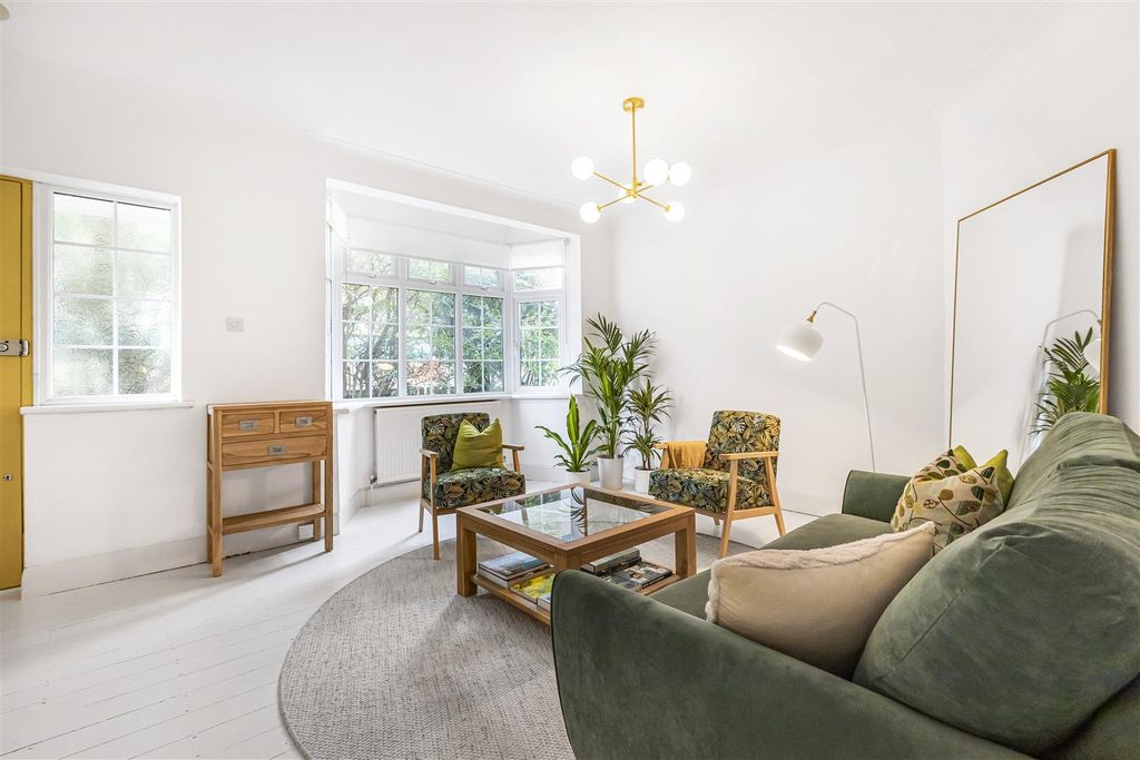 Property photo 1 of 43 1