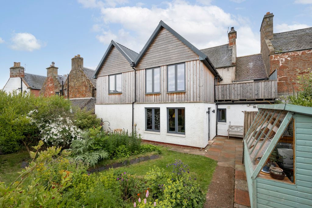 Property photo 1 of 33 Photo #1