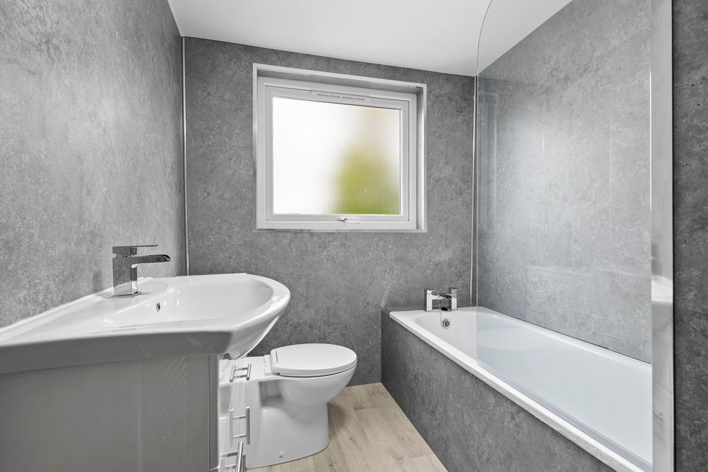 Additional image 13 of 3 bed terraced house for saleChurch Hill, Auchinleck, Cumnock KA18