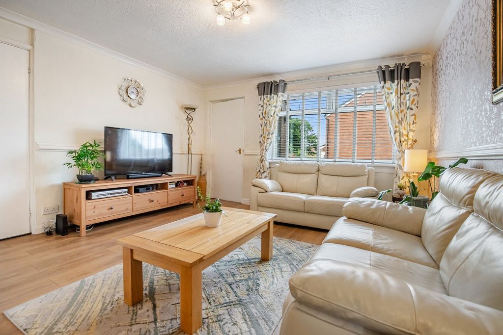 Property photo 3 of 18 Picture No. 08
