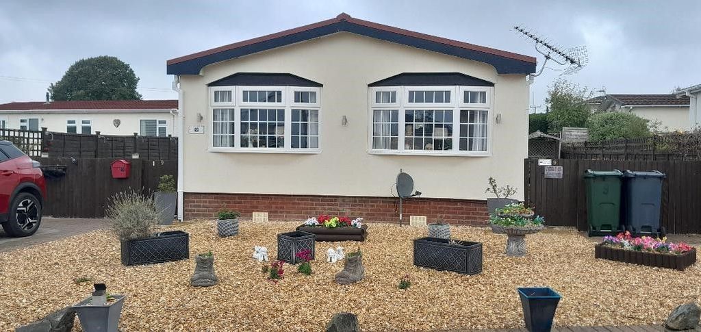 Property photo 1 of 25