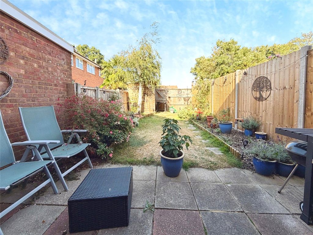 Property photo 3 of 9 Picture No. 30