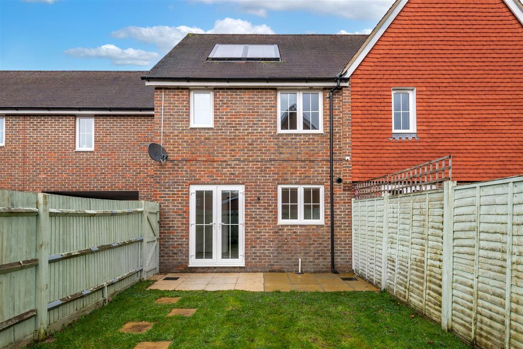 Property photo 3 of 16 14 Whittaker Drive Externals-5 Sky.Jpg