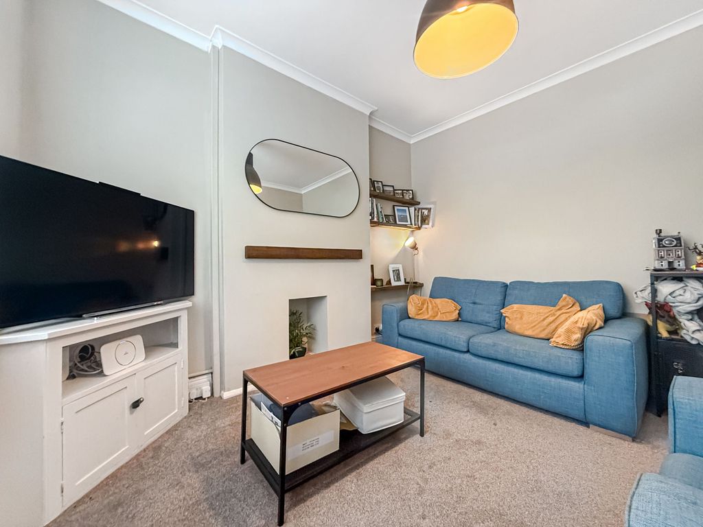 Property photo 3 of 21