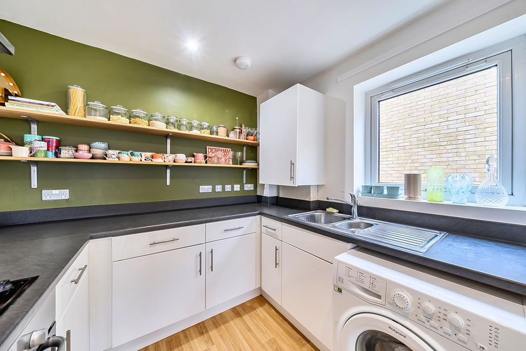 Property photo 2 of 15 Kitchen