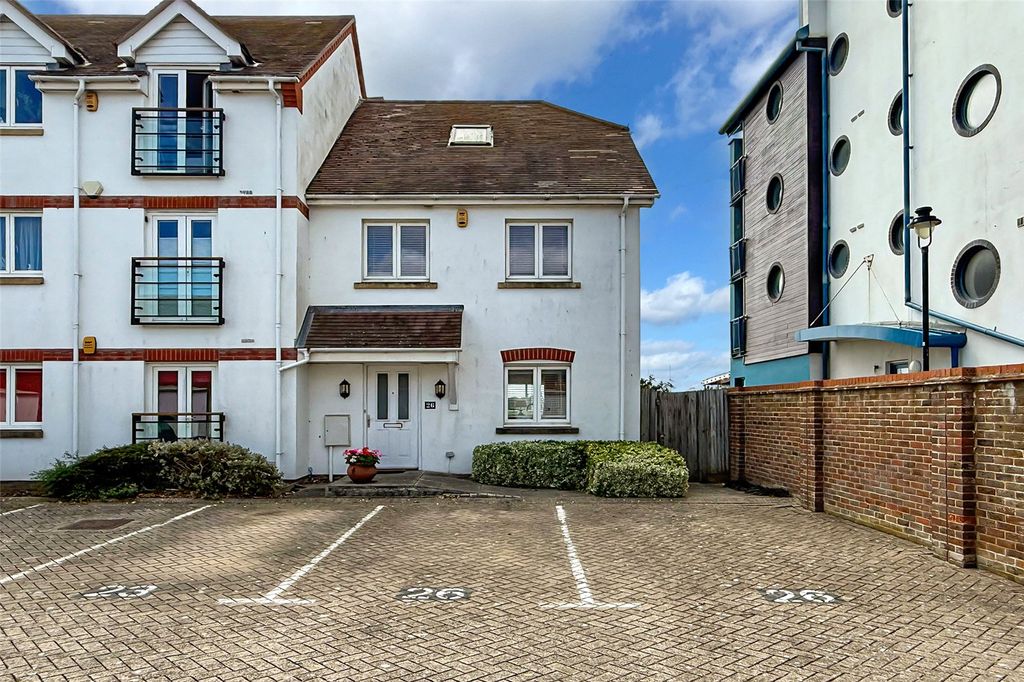 Additional image 23 of 3 bed semi-detached house for salePier Road, Littlehampton, West Sussex BN17