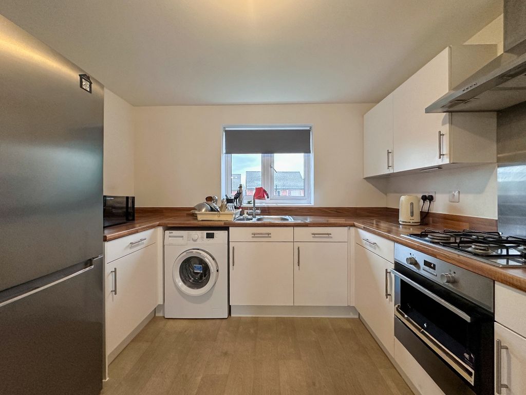 Property photo 3 of 15 4955454