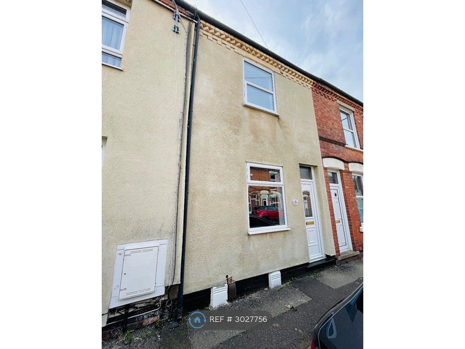 Property photo 2 of 12