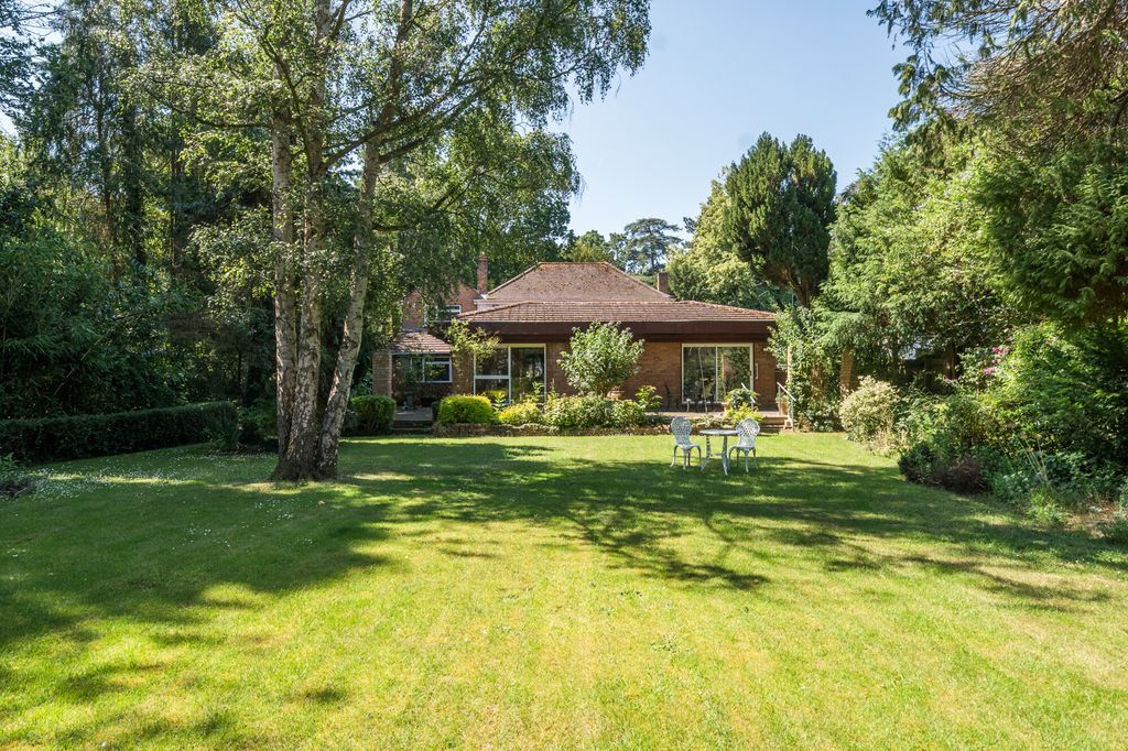 Property photo 2 of 14